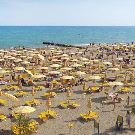 Augustus 516s Lido di Jesolo